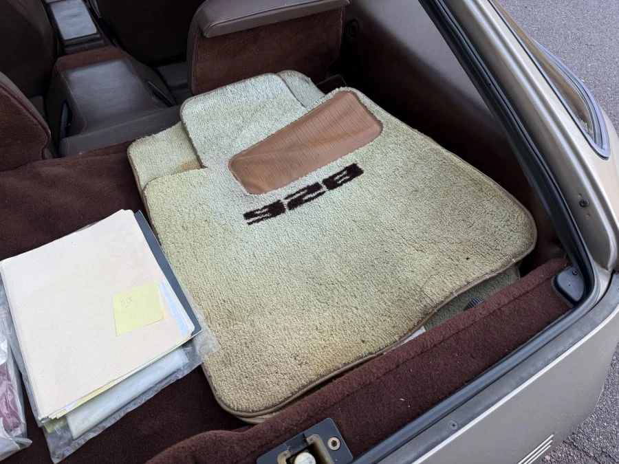1982 Porsche 928 - Image 21 of 21