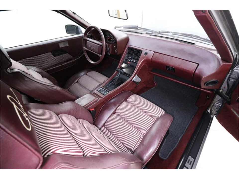 1982 Porsche 928 - Image 14 of 31