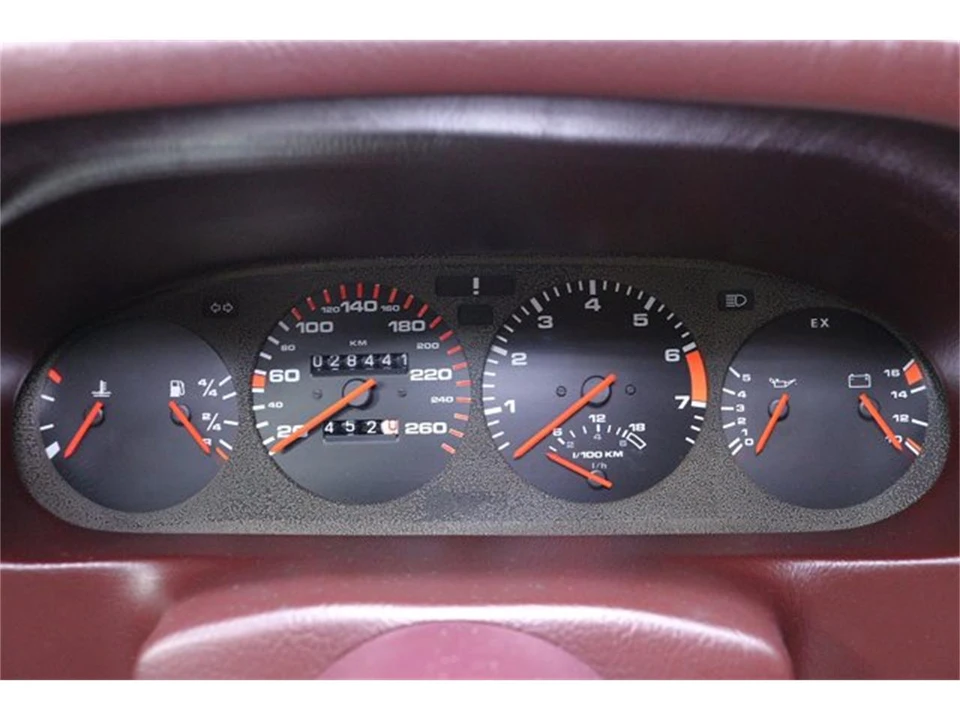 1982 Porsche 928 - Image 11 of 31
