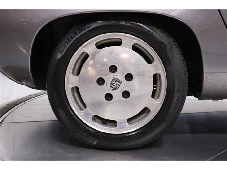 1982 Porsche 928 - Image 28 of 31