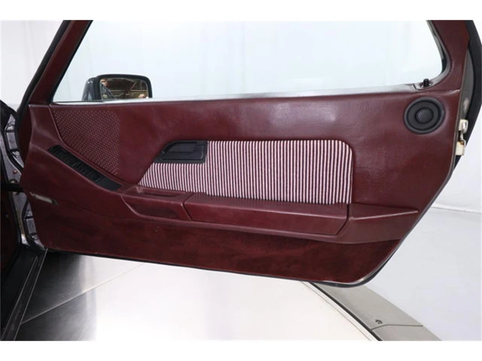 1982 Porsche 928 - Image 20 of 31