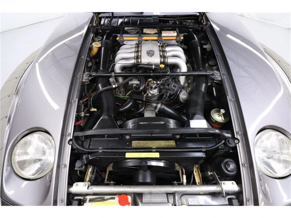 1982 Porsche 928 - Image 22 of 31