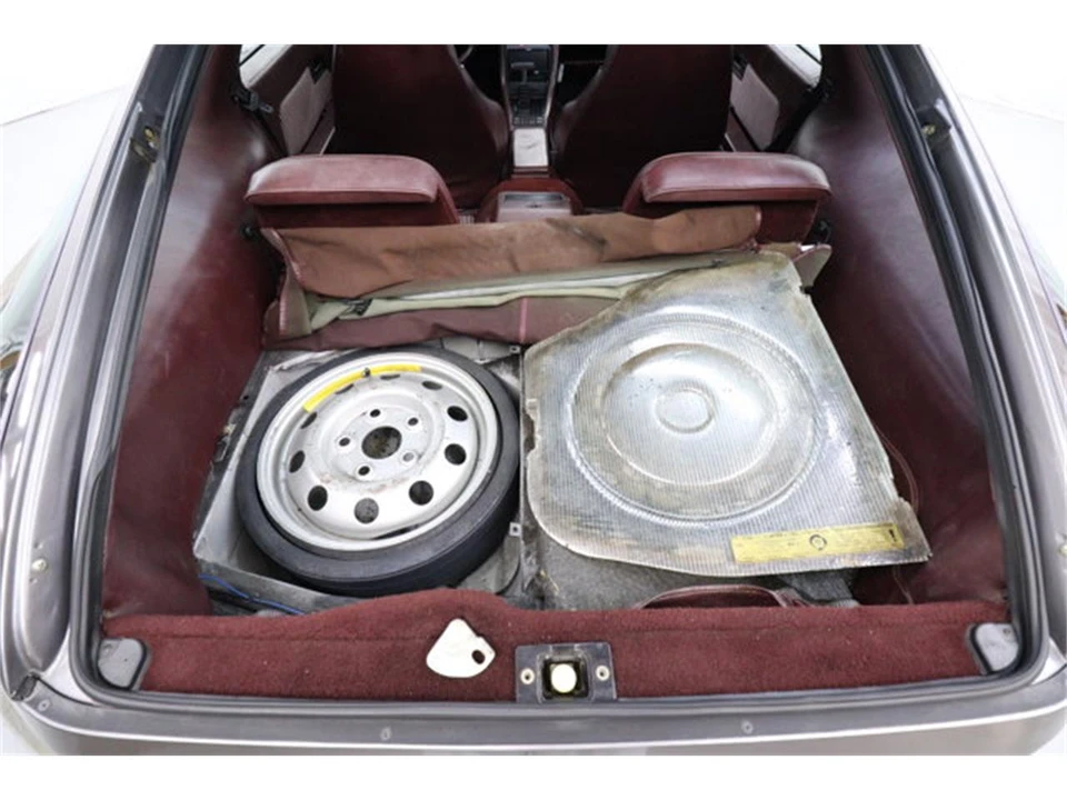 1982 Porsche 928 - Image 25 of 31