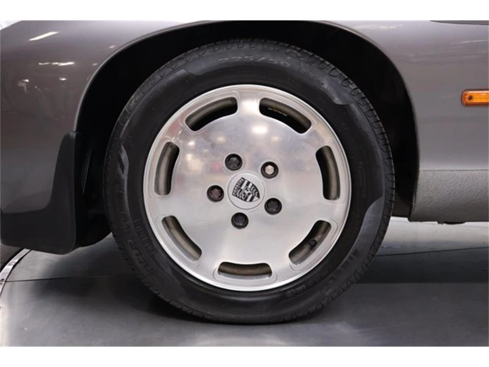 1982 Porsche 928 - Image 26 of 31