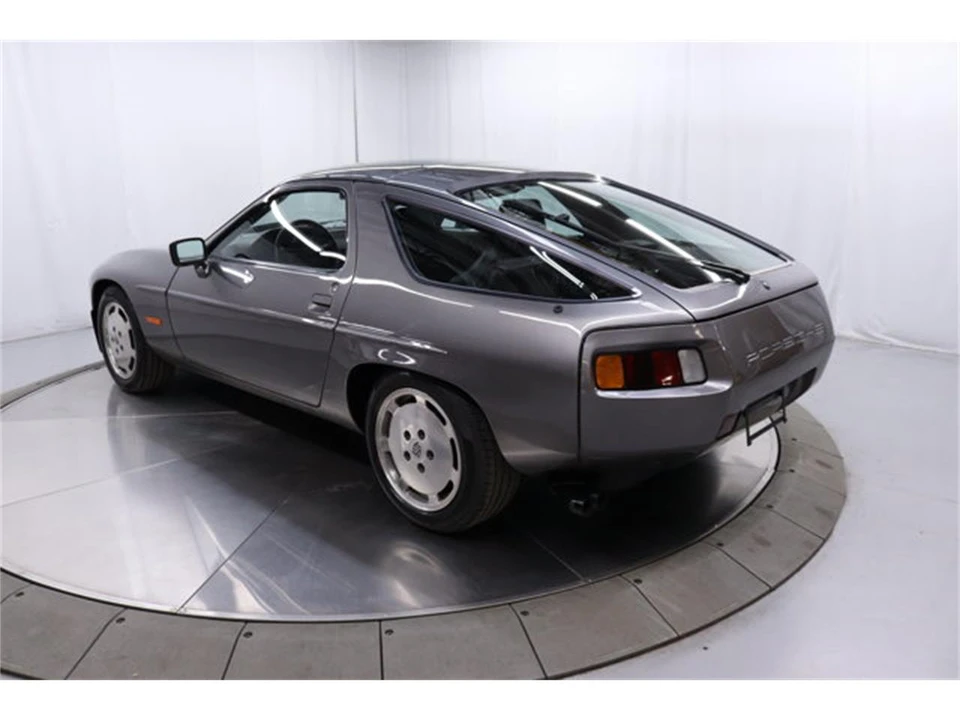 1982 Porsche 928 - Image 5 of 31