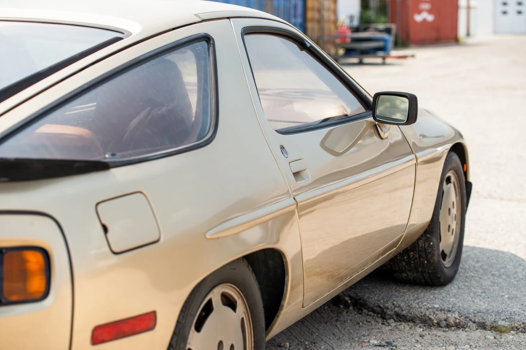 1982 Porsche 928 - Image 16 of 31