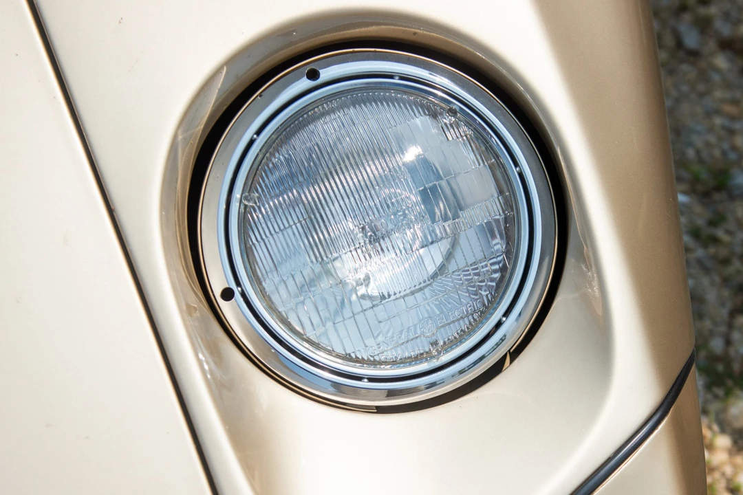 1982 Porsche 928 - Image 28 of 31