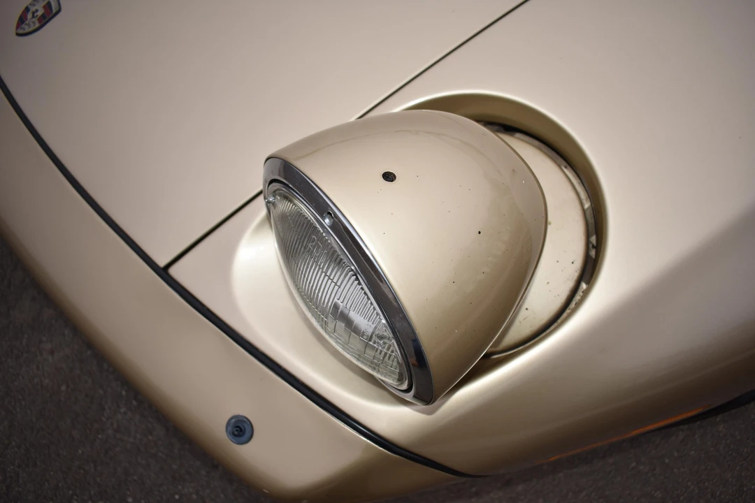 1982 Porsche 928 - Image 23 of 31