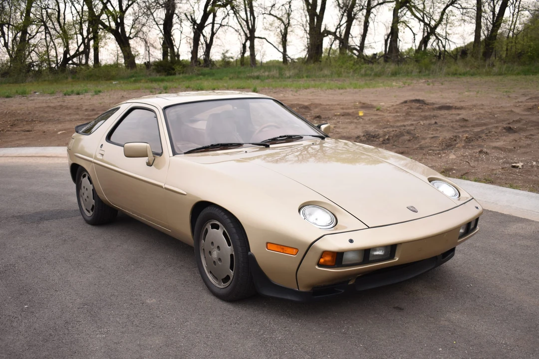 1982 Porsche 928 - Image 9 of 31