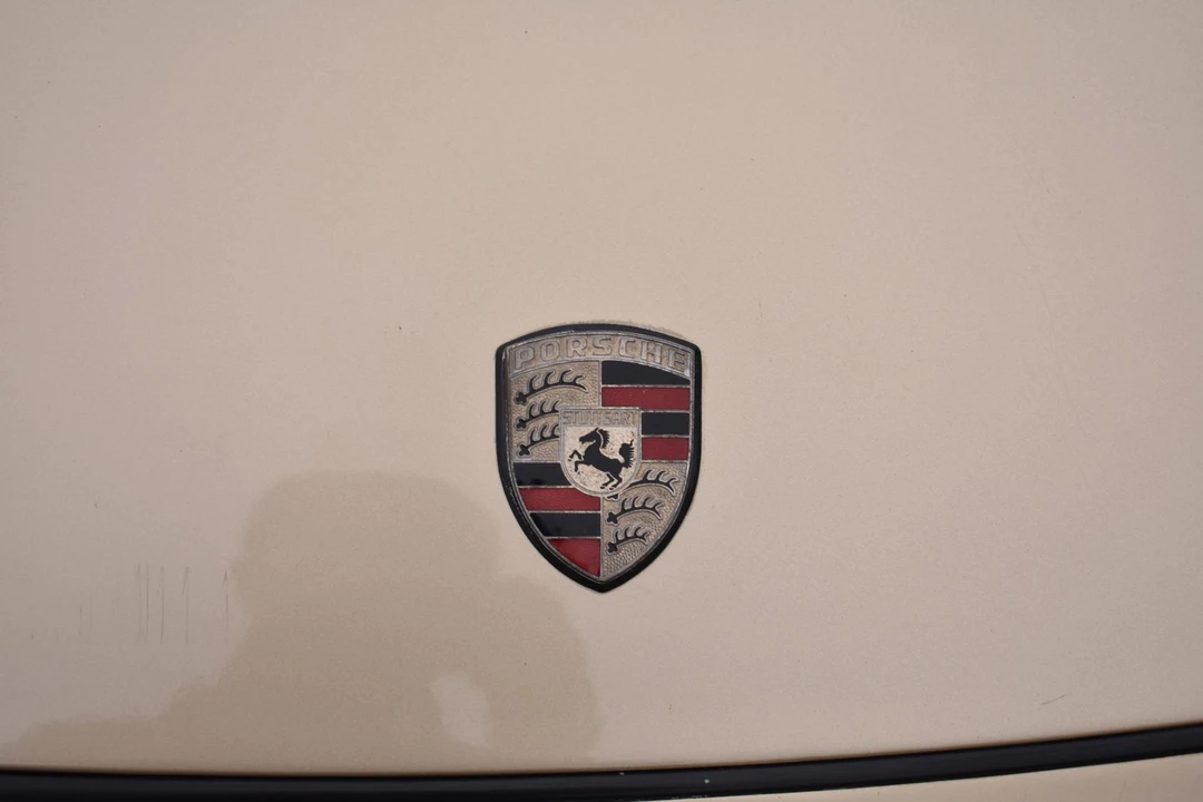 1982 Porsche 928 - Image 26 of 31