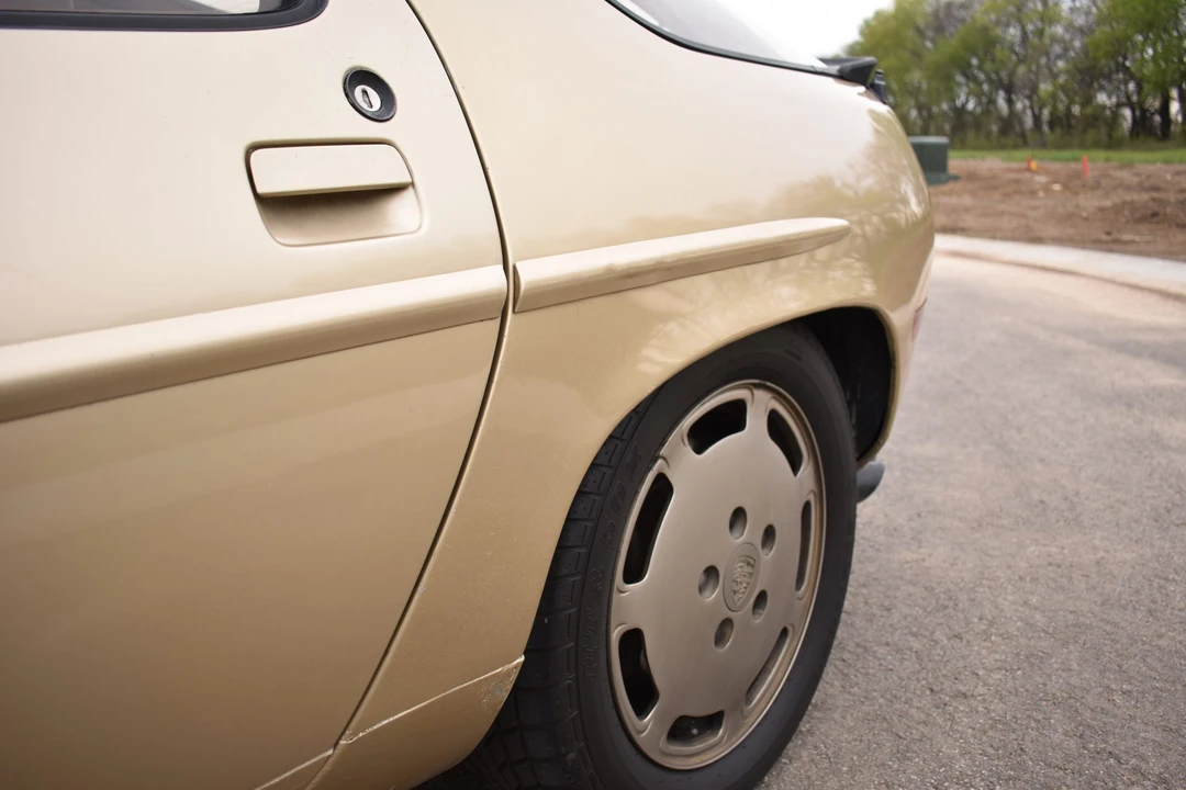 1982 Porsche 928 - Image 14 of 31