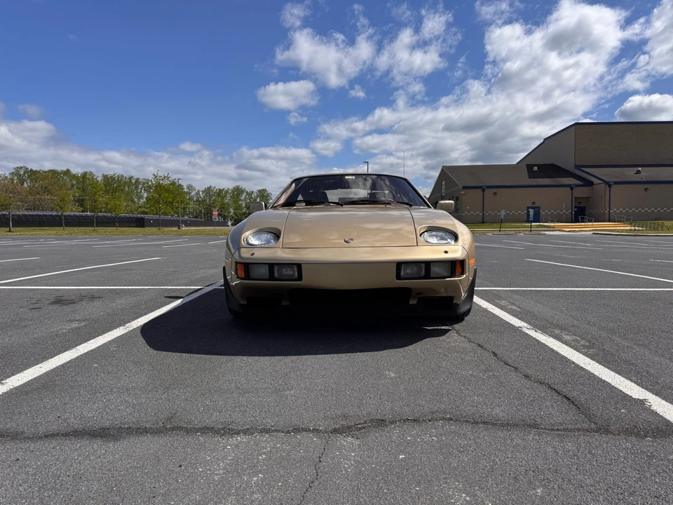 1982 Porsche 928 - Image 8 of 31