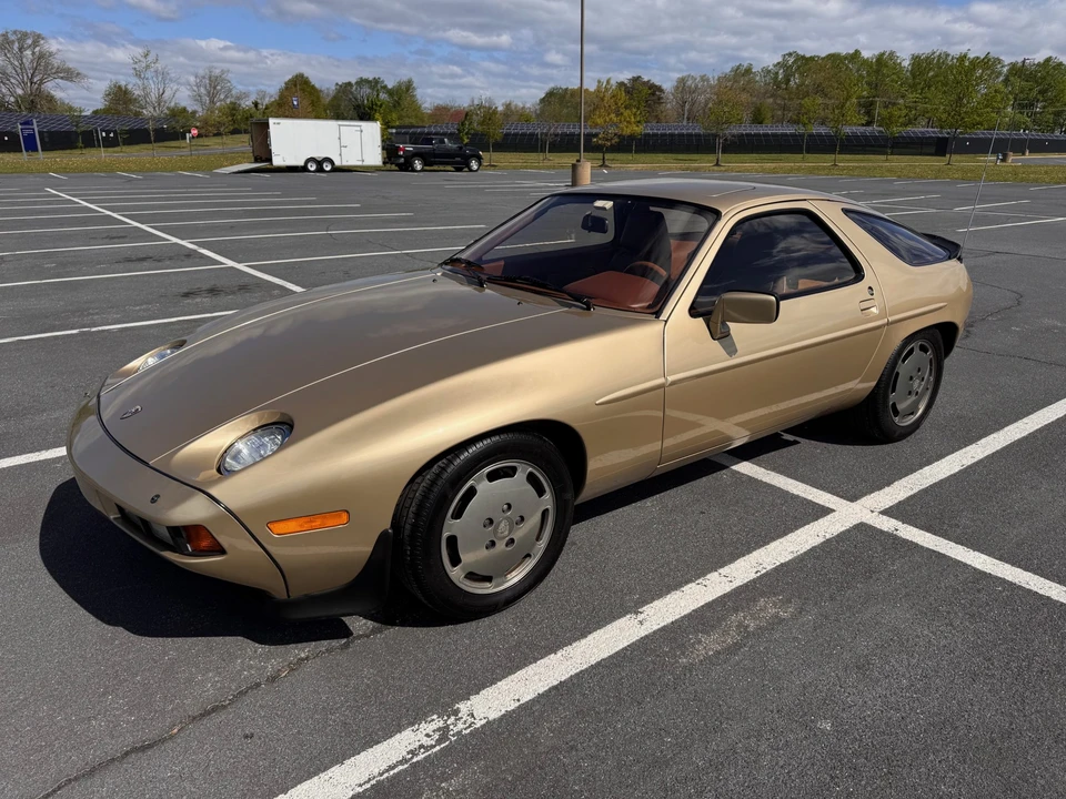 1982 Porsche 928 - Image 4 of 31