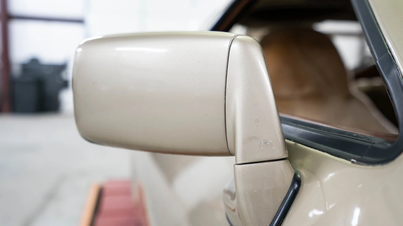 1982 Porsche 928 - Image 28 of 31