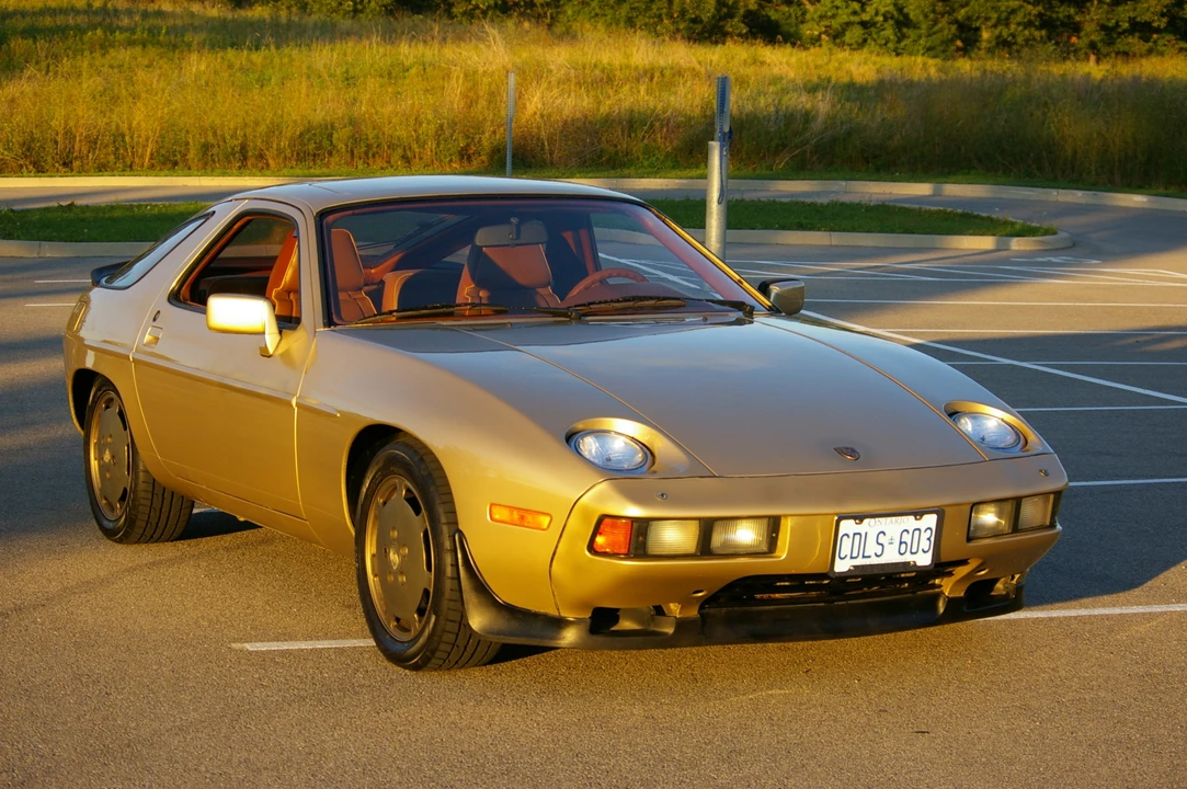 1982 Porsche 928 - Image 3 of 31