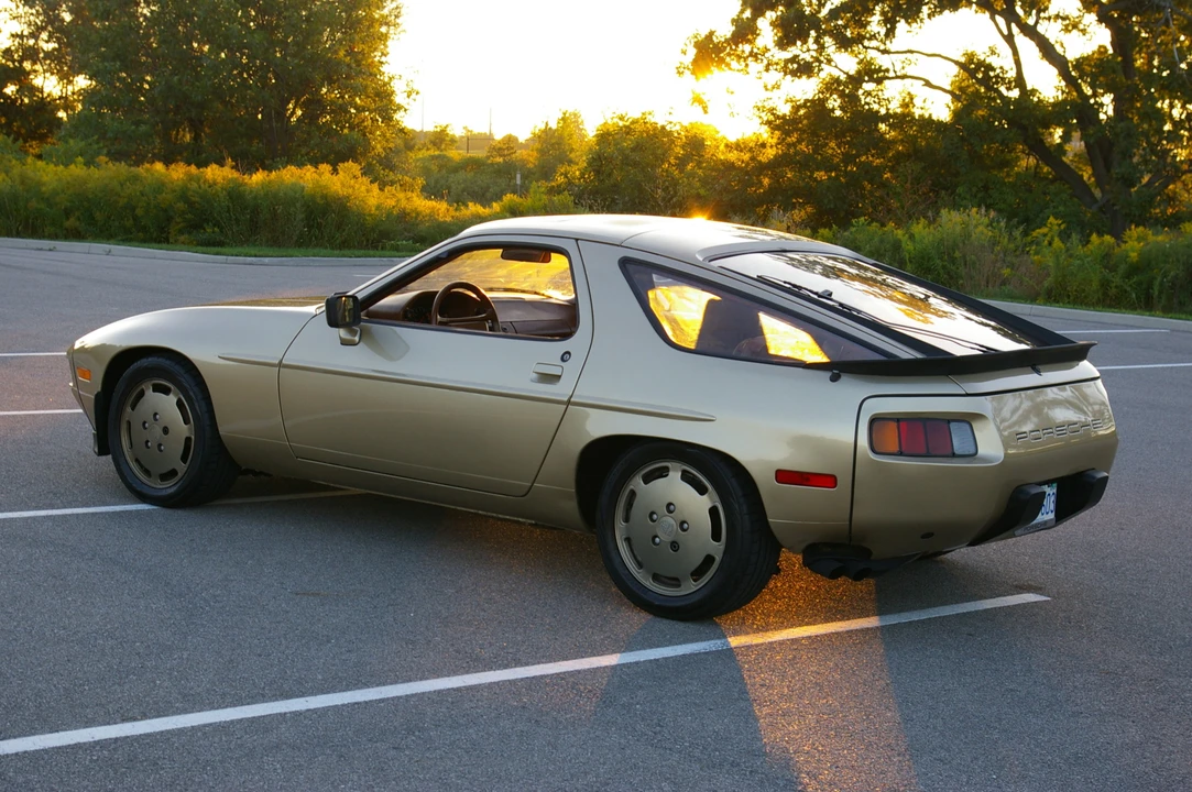 1982 Porsche 928 - Image 20 of 31