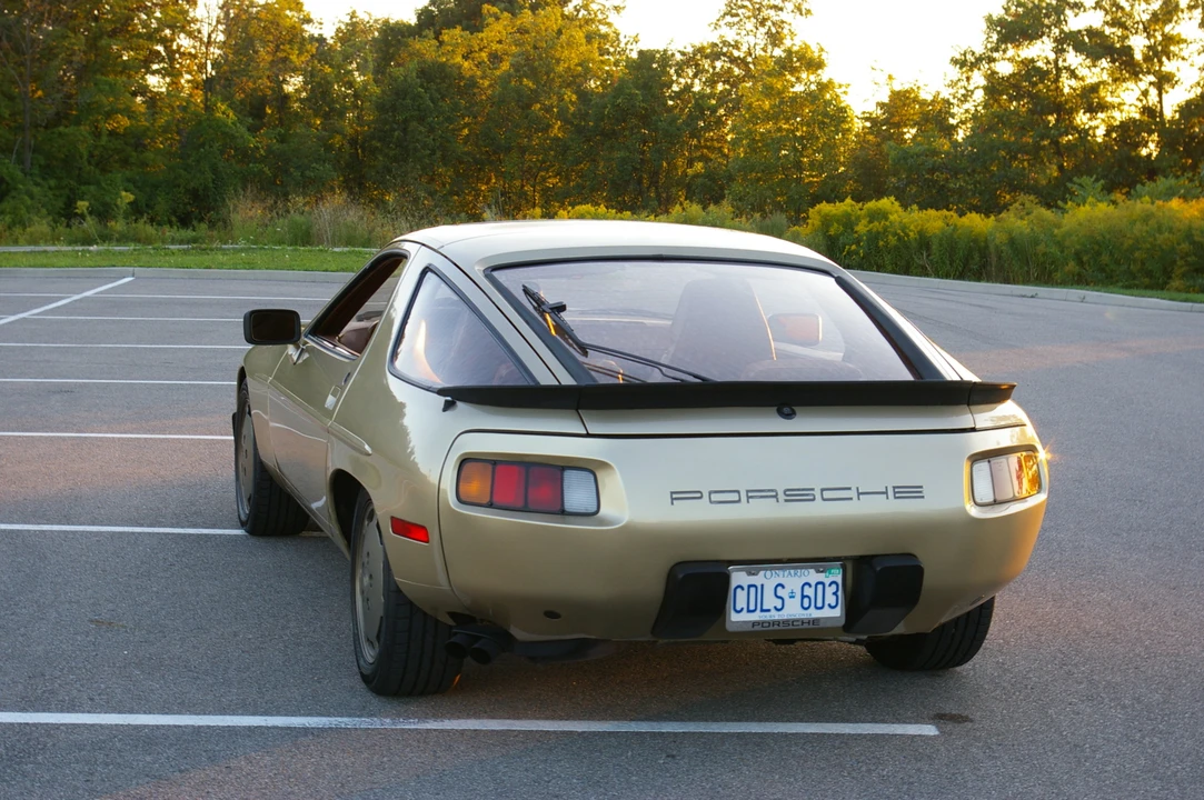 1982 Porsche 928 - Image 22 of 31