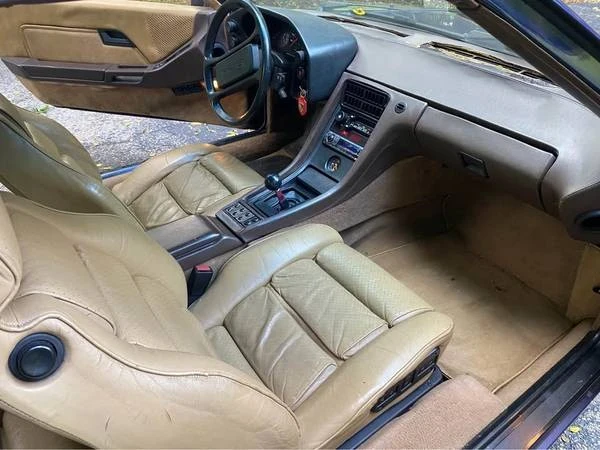 1982 Porsche 928 - Image 4 of 7