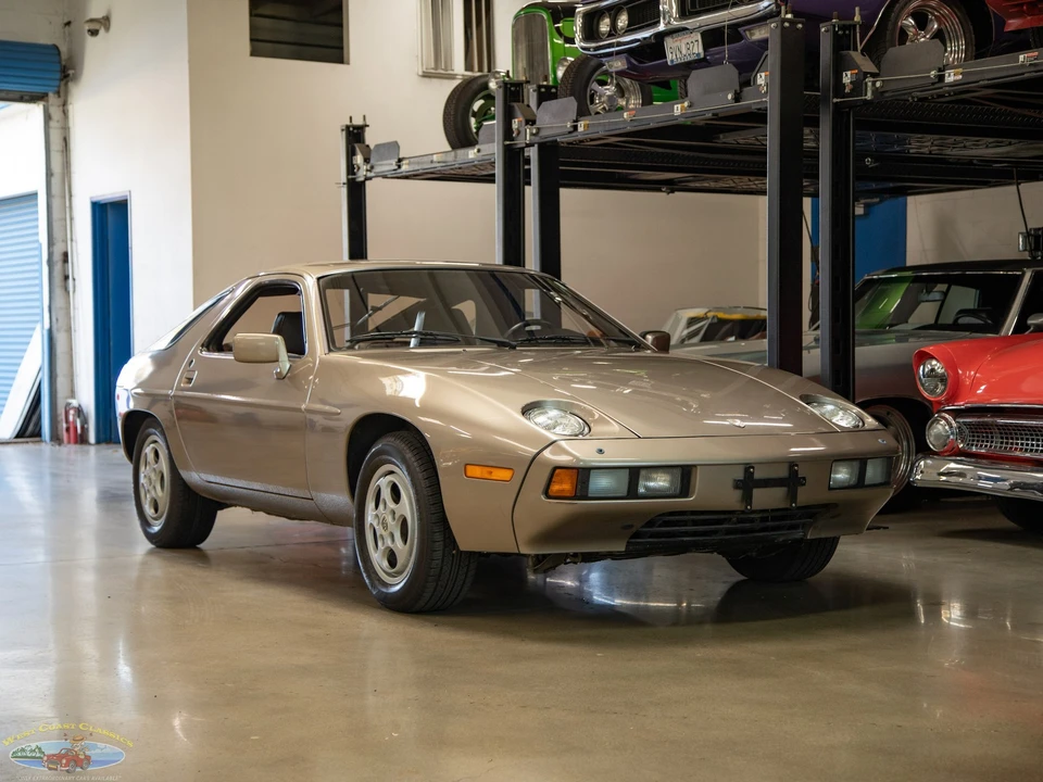 1982 Porsche 928 - Image 11 of 31
