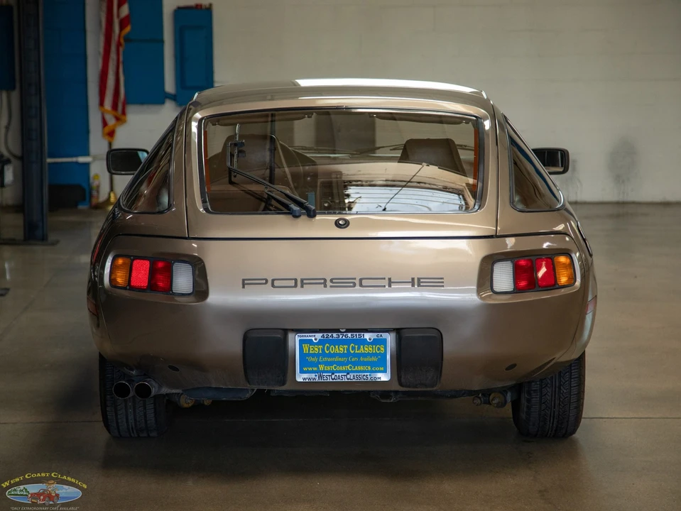 1982 Porsche 928 - Image 18 of 21