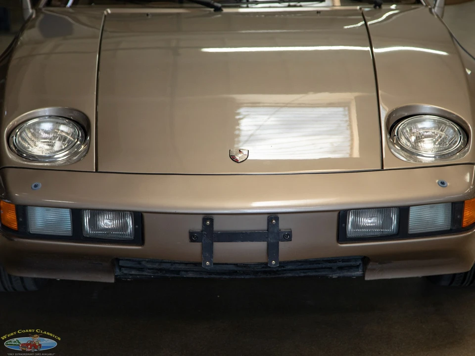 1982 Porsche 928 - Image 16 of 31