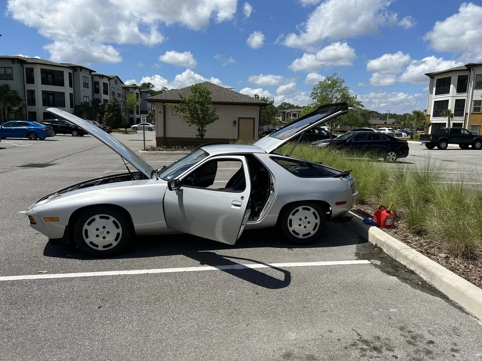 1982 Porsche 928 S - Image 22 of 31