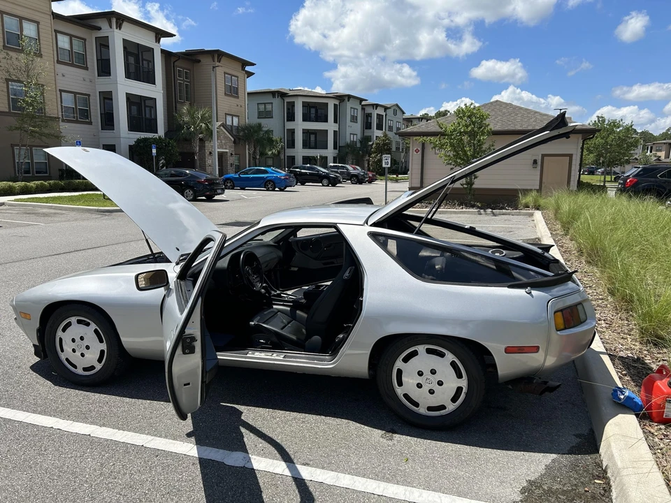 1982 Porsche 928 S - Image 23 of 31