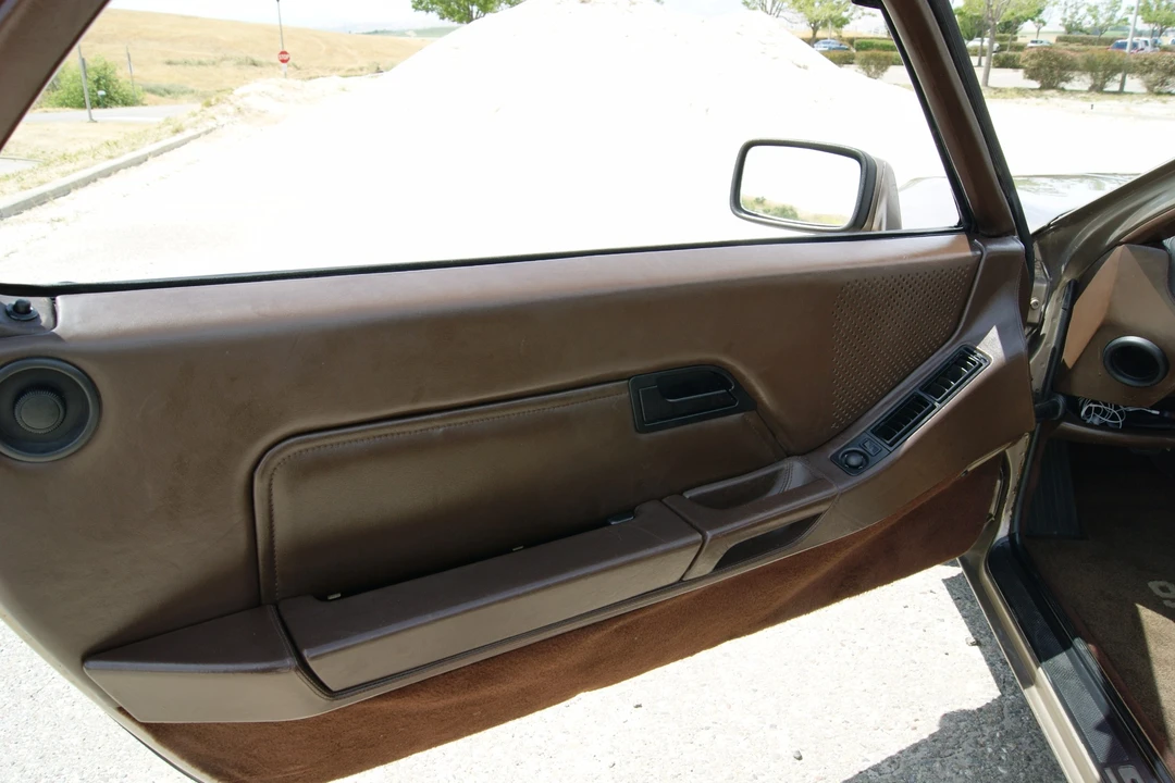 1982 Porsche 928 S - Image 21 of 31