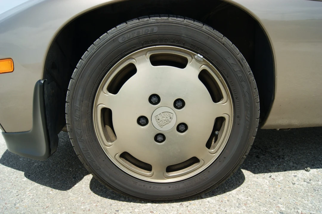 1982 Porsche 928 S - Image 20 of 31