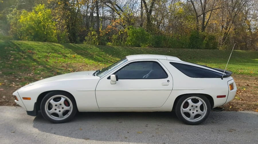 1982 Porsche 928 S - Image 3 of 12
