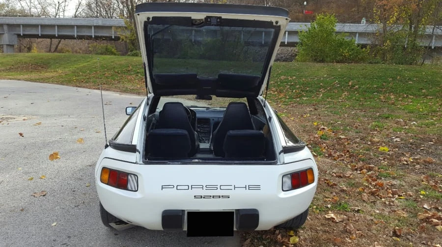 1982 Porsche 928 S - Image 9 of 12