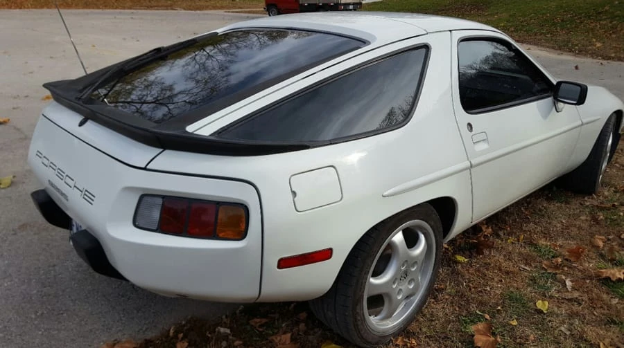 1982 Porsche 928 S - Image 11 of 12