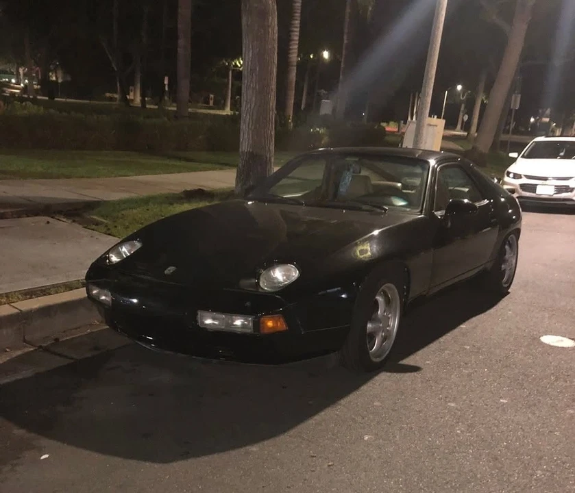 1982 Porsche 928 S - Image 4 of 10