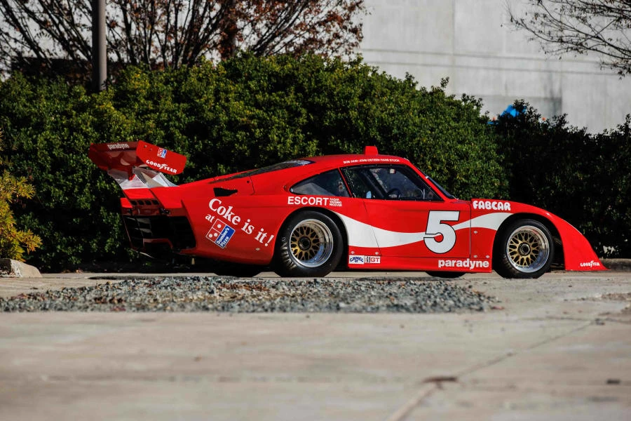 1982 Porsche 934 & 935 - Image 11 of 31