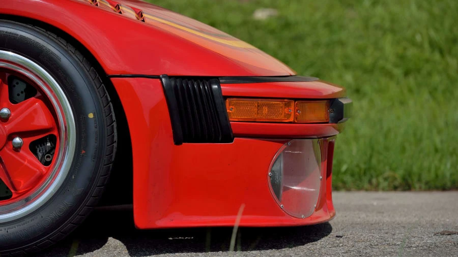 1982 Porsche 934 & 935 - Image 11 of 20