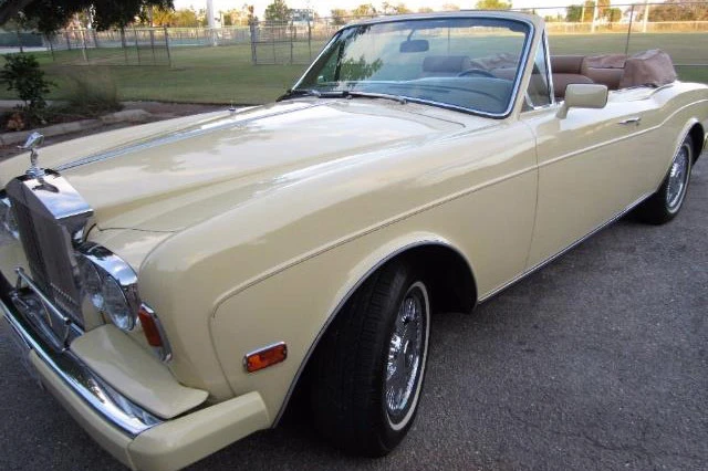 1982 Rolls-Royce Corniche Series I - Image 2 of 5
