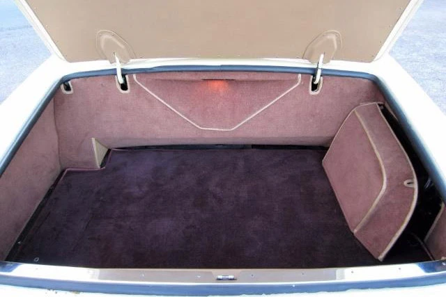 1982 Rolls-Royce Corniche Series I - Image 4 of 5