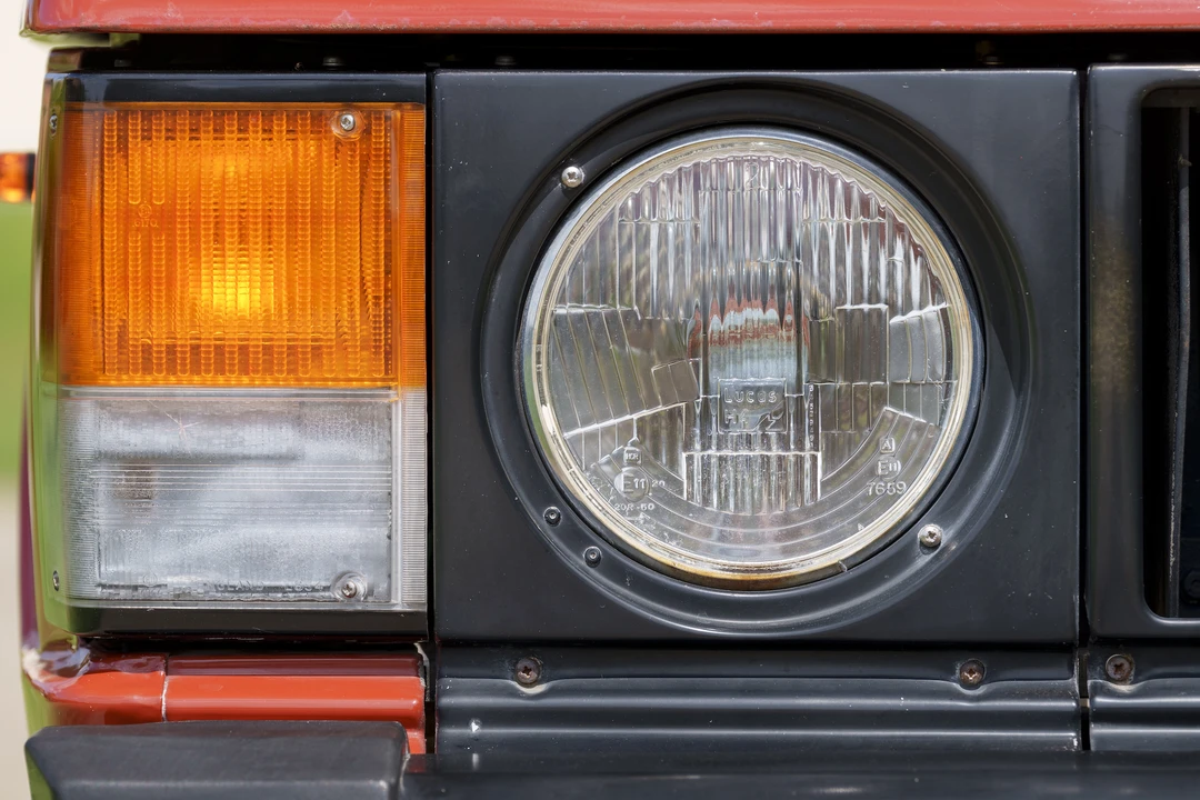 1982 Land Rover Range Rover Classic - Image 25 of 31