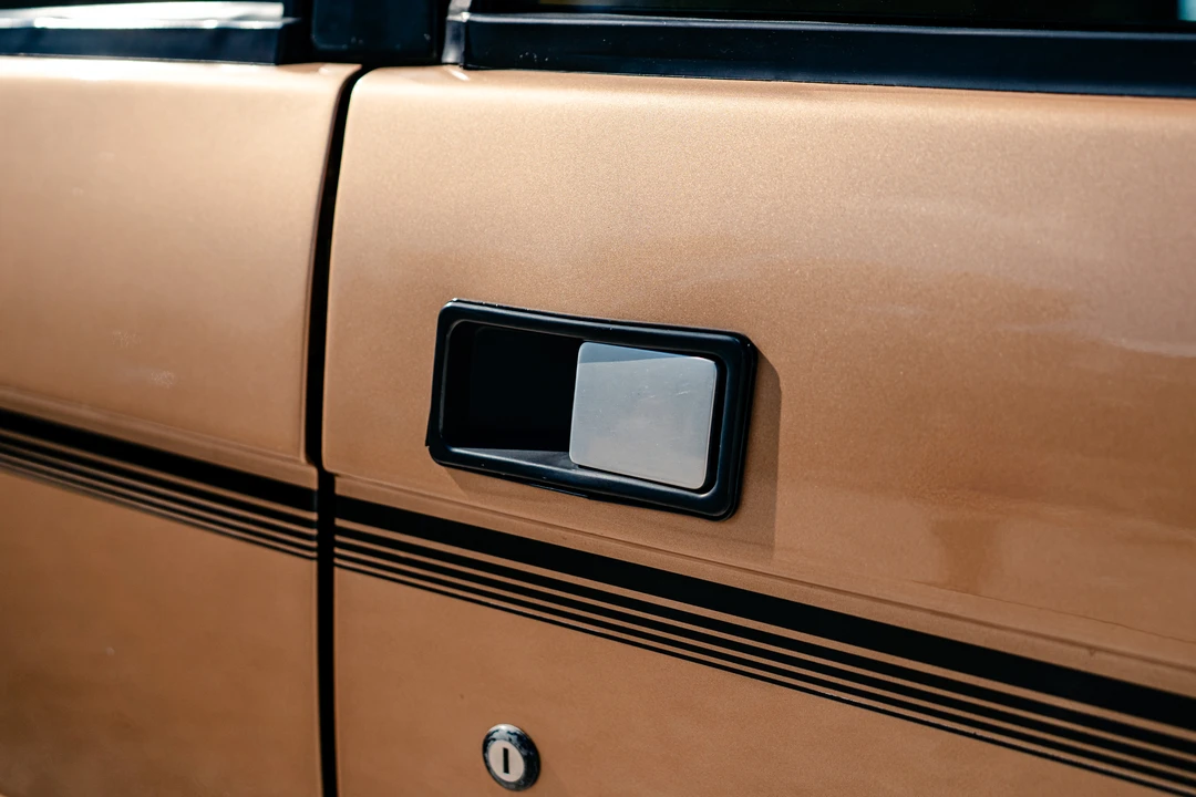1982 Land Rover Range Rover Classic - Image 14 of 31