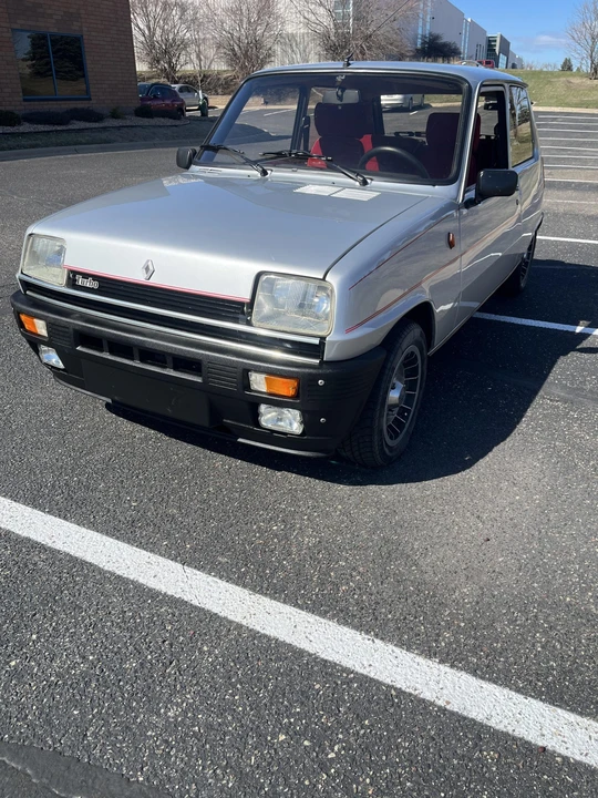 1982 Renault 5 - Image 2 of 31