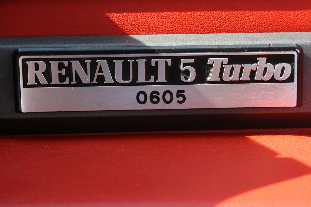 1982 Renault 5 Turbo 1 - Image 4 of 8