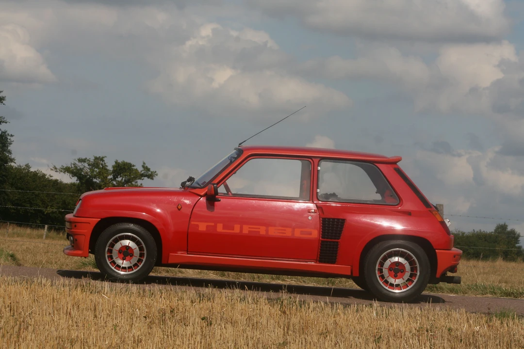 1982 Renault 5 Turbo 1 - Image 7 of 8