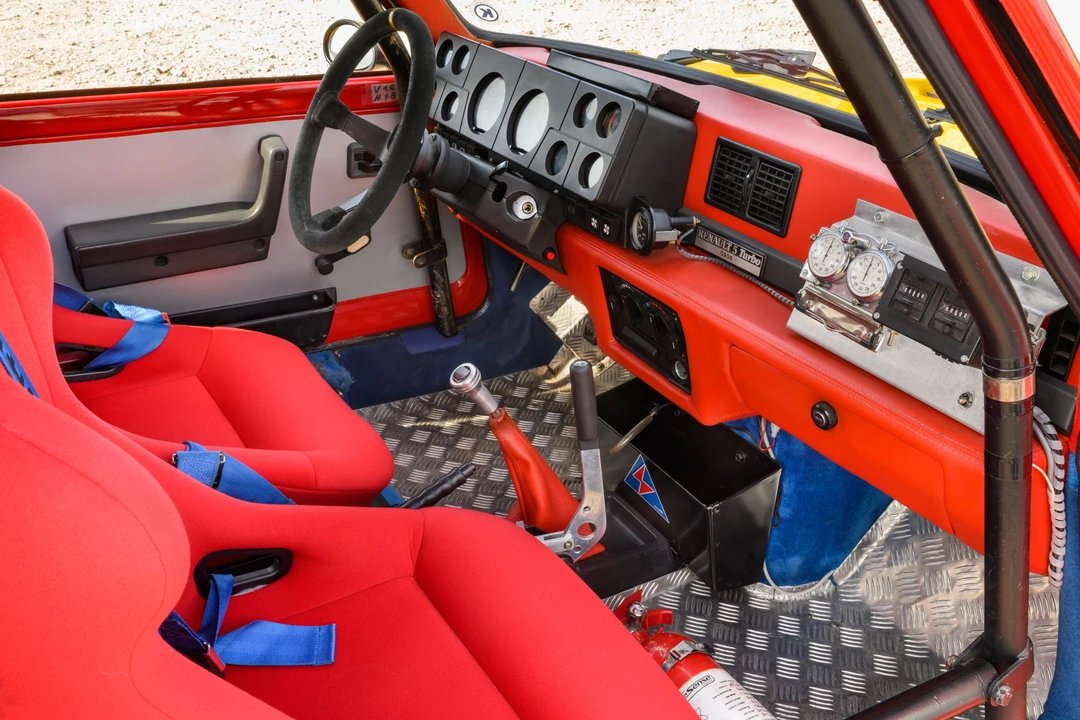 1982 Renault 5 Turbo 1 - Image 17 of 31