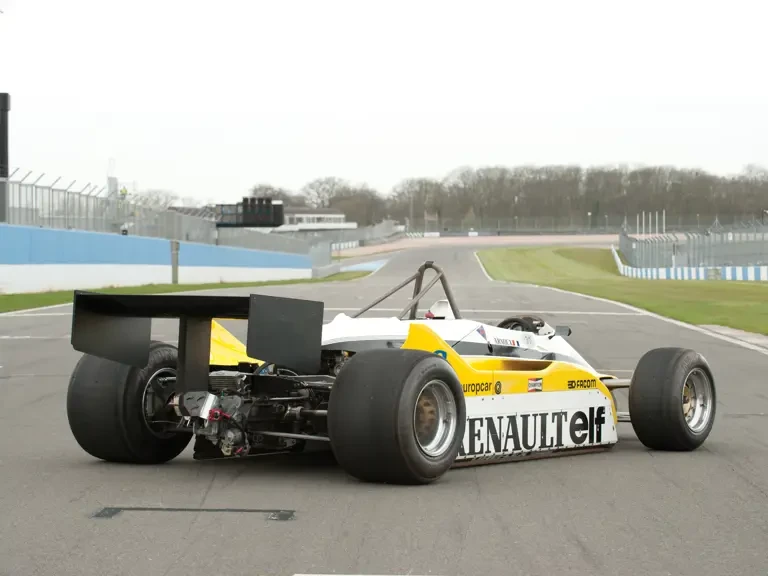 1982 Renault - Image 3 of 22