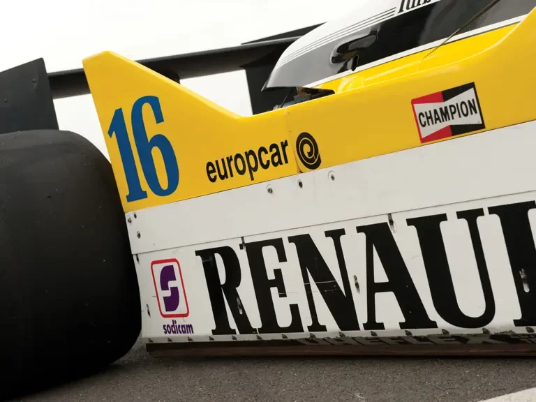 1982 Renault - Image 7 of 22