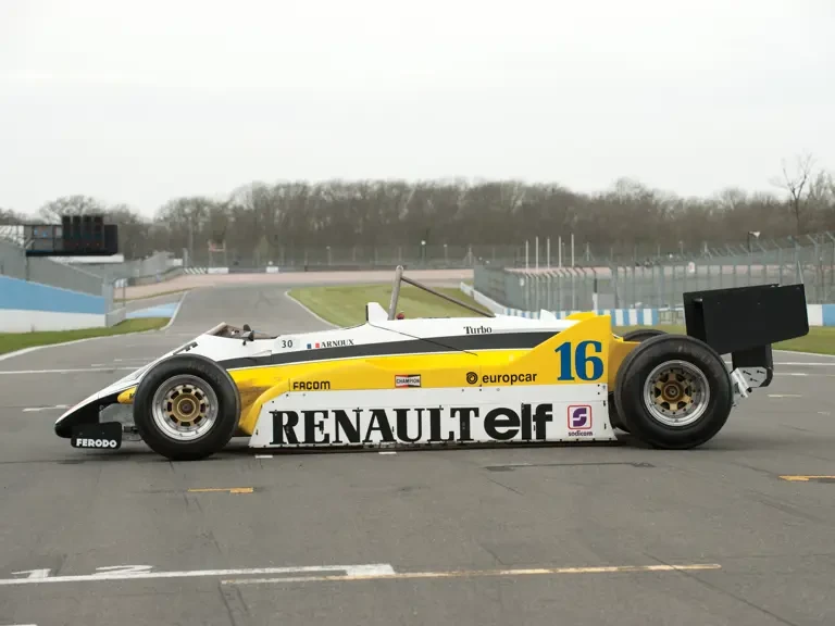 1982 Renault - Image 6 of 22