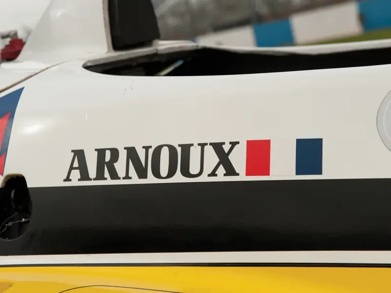 1982 Renault - Image 8 of 22
