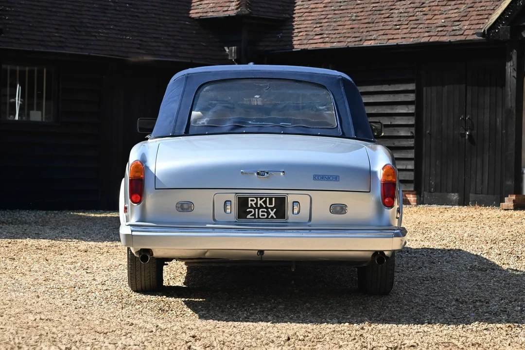 1982 Rolls-Royce Corniche Series I - Image 23 of 30