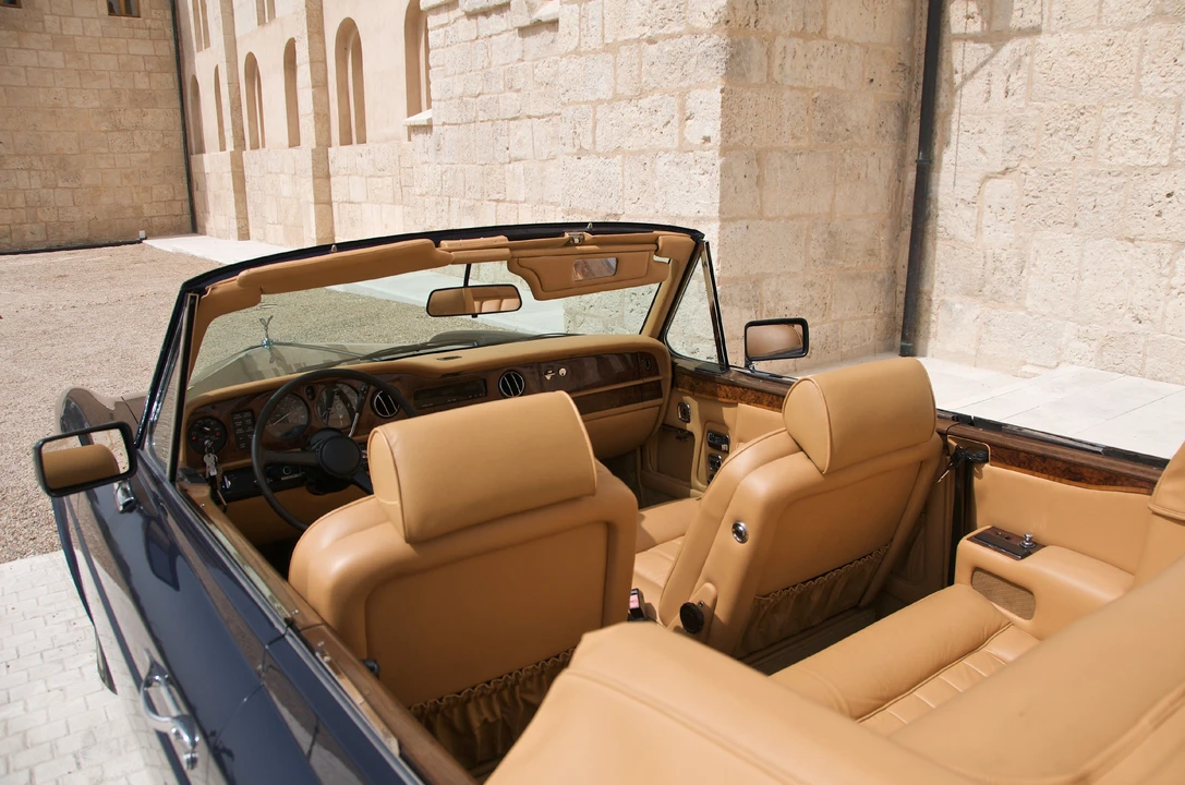 1982 Rolls-Royce Corniche Series I - Image 5 of 7