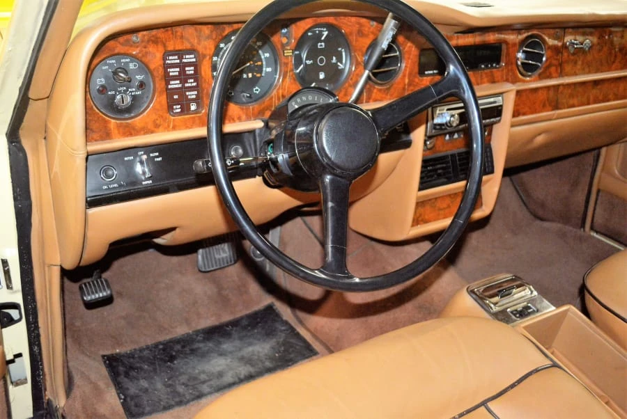 1982 Rolls-Royce Corniche Series I - Image 5 of 12
